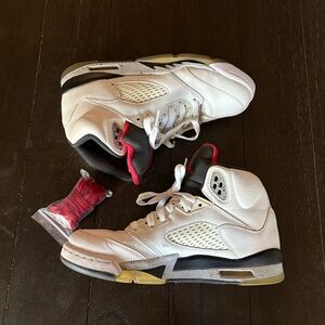 Air Jordan Retro 5 White Cement White Red Black‎ Youth Sneakers Shoes 7Y
